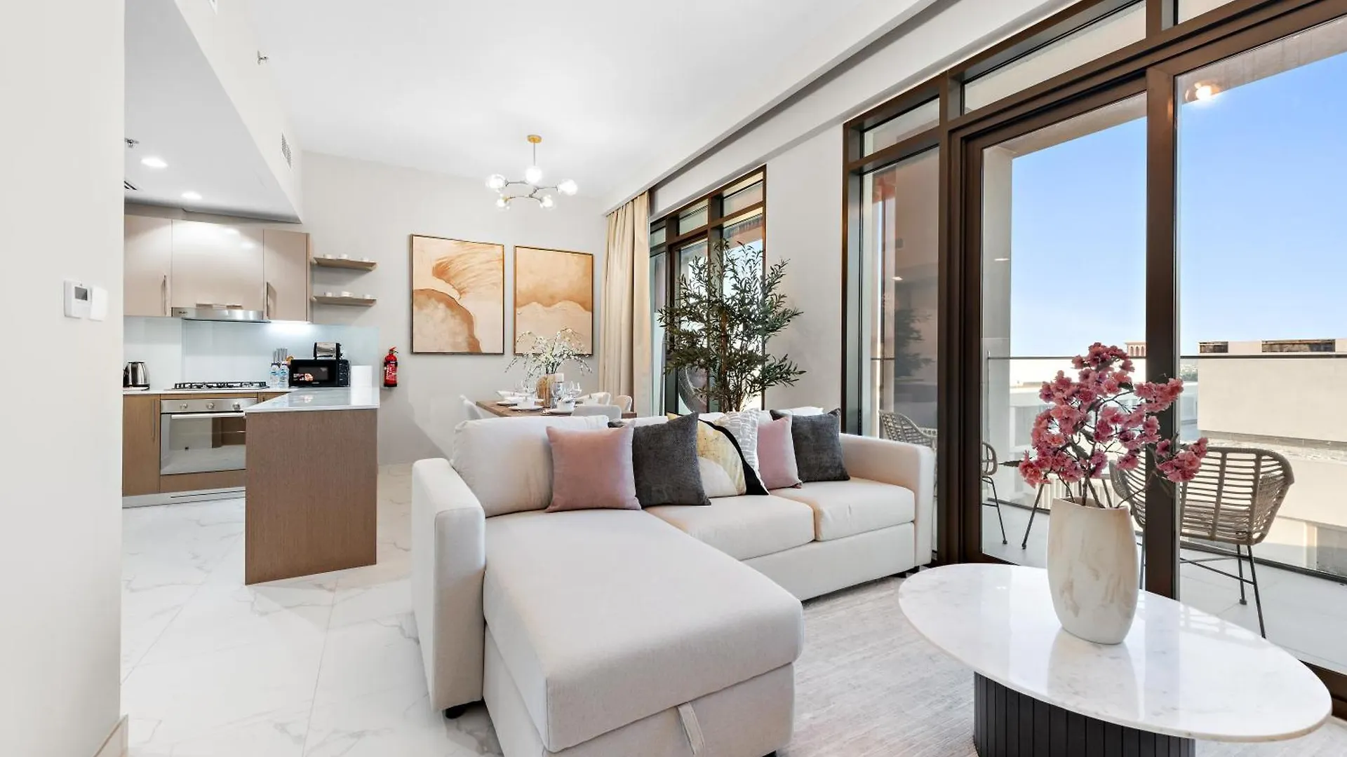 Luxurious 2Br With Pool & Gym Access L Near Downtown Apartment Dubai 0*,